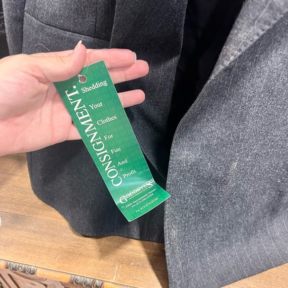 Lanvin coat
Paris New York - Picture 5 of 10